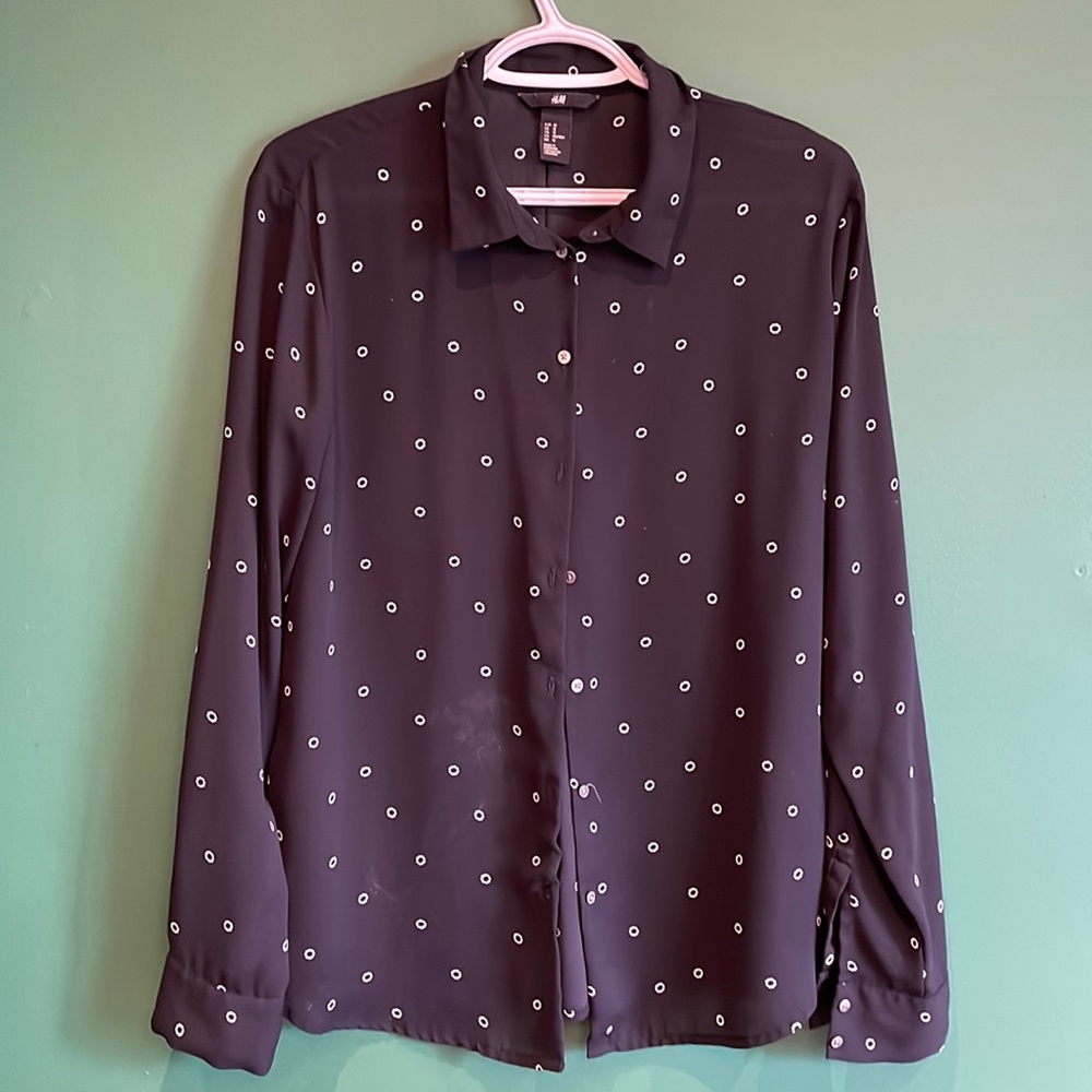 H&M black blouse with white polka dots.